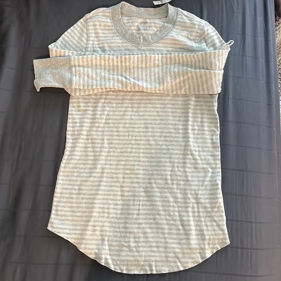 NWT aerie striped gray and white long sleeved thermal - Picture 5 of 5